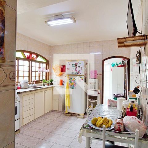 Casa à venda com 210m², 3 quartos e 2 vagasCozinha