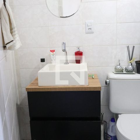 Casa à venda com 500m², 4 quartos e 3 vagas Casa à venda com 500m², 4 quartos e 3 vagasBanheiro 2