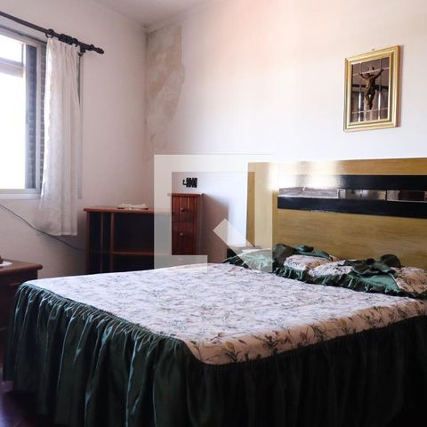 Casa à venda com 500m², 4 quartos e 3 vagas Casa à venda com 500m², 4 quartos e 3 vagasSuíte 2