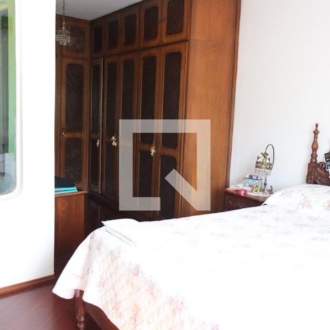 Casa à venda com 500m², 4 quartos e 3 vagas Casa à venda com 500m², 4 quartos e 3 vagasSuíte 1