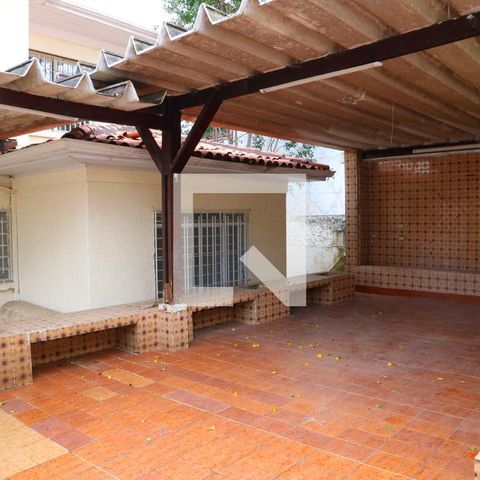 Casa à venda com 420m², 4 quartos e 4 vagasÁrea comum - Churrasqueira