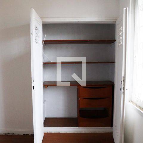 Casa à venda com 420m², 4 quartos e 4 vagasSuíte