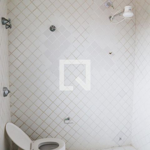 Casa à venda com 420m², 4 quartos e 4 vagasBanheiro Corredor