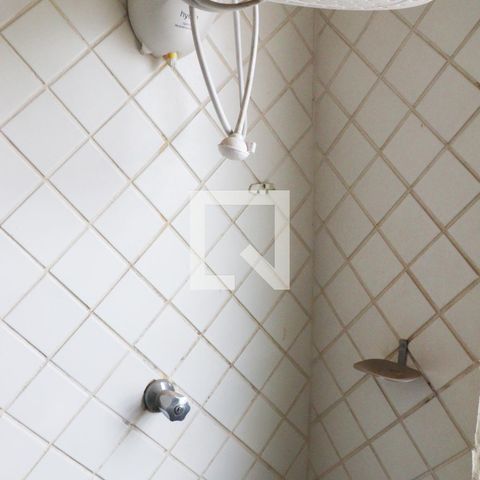 Casa à venda com 420m², 4 quartos e 4 vagasBanheiro da Suíte