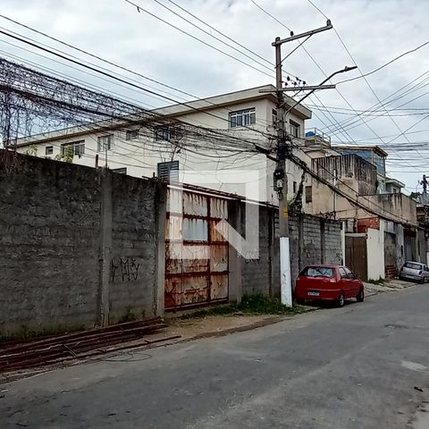 Casa à venda com 515m², 3 quartos e 2 vagas Casa à venda com 515m², 3 quartos e 2 vagasFachada 2