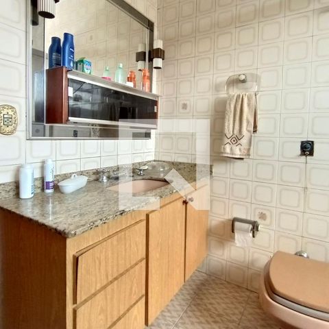 Casa à venda com 515m², 3 quartos e 2 vagas Casa à venda com 515m², 3 quartos e 2 vagasBanheiro 1 - Suíte