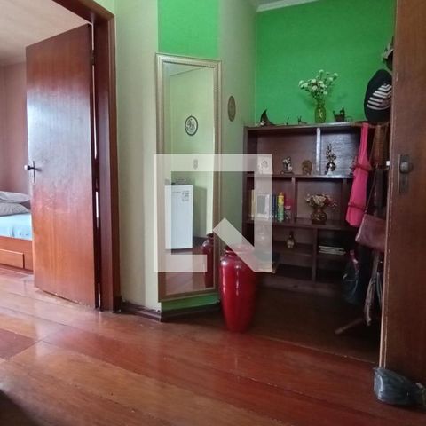 Casa à venda com 515m², 3 quartos e 2 vagas Casa à venda com 515m², 3 quartos e 2 vagasHall dos Quartos