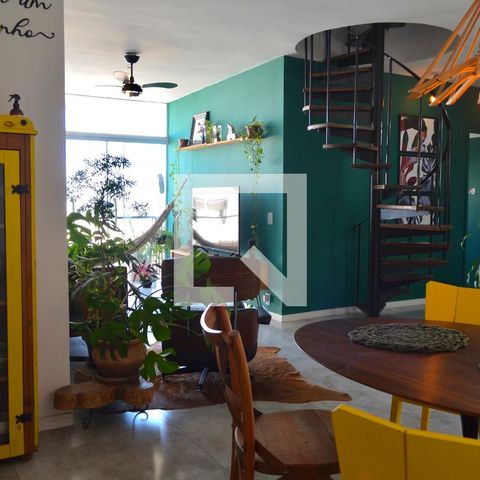 Apartamento à venda com 165m², 3 quartos e 2 vagas Apartamento à venda com 165m², 3 quartos e 2 vagasSala