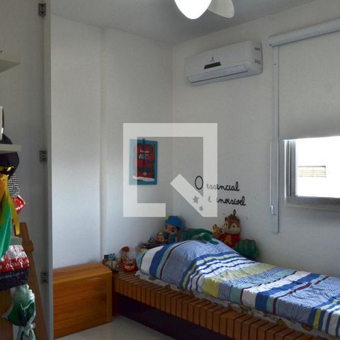 Apartamento à venda com 165m², 3 quartos e 2 vagas Apartamento à venda com 165m², 3 quartos e 2 vagasQuarto 1
