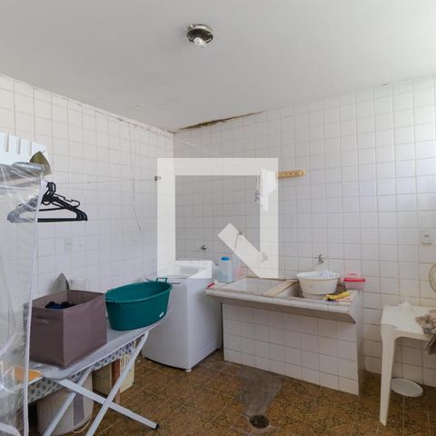 Casa para alugar com 628m², 5 quartos e 7 vagas Casa para alugar com 628m², 5 quartos e 7 vagasÁrea de Serviço 02