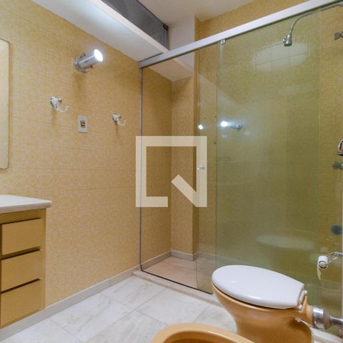 Casa para alugar com 628m², 5 quartos e 7 vagas Casa para alugar com 628m², 5 quartos e 7 vagasBanheiro 02