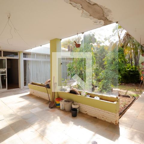 Casa para alugar com 628m², 5 quartos e 7 vagas Casa para alugar com 628m², 5 quartos e 7 vagasvaranda