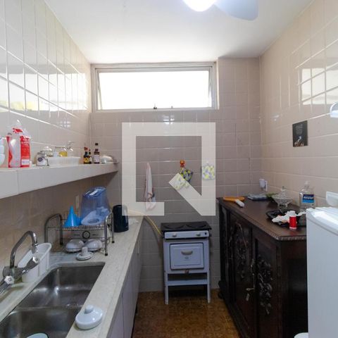 Casa para alugar com 628m², 5 quartos e 7 vagas Casa para alugar com 628m², 5 quartos e 7 vagasCozinha(Edícula)