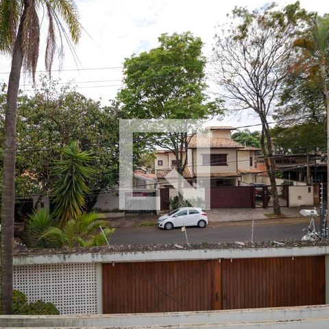 Casa para alugar com 628m², 5 quartos e 7 vagas Casa para alugar com 628m², 5 quartos e 7 vagasVista da Sacada da Suíte 01