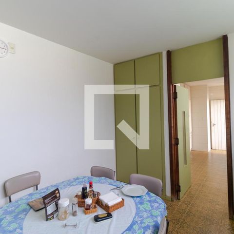 Casa para alugar com 628m², 5 quartos e 7 vagas Casa para alugar com 628m², 5 quartos e 7 vagasCopa