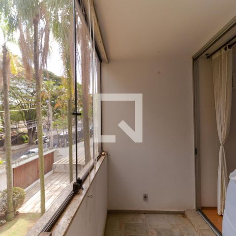 Casa para alugar com 628m², 5 quartos e 7 vagas Casa para alugar com 628m², 5 quartos e 7 vagasSacada da Suíte 02