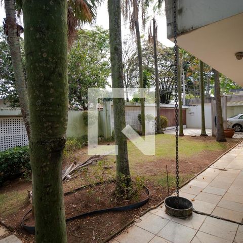 Casa para alugar com 628m², 5 quartos e 7 vagas