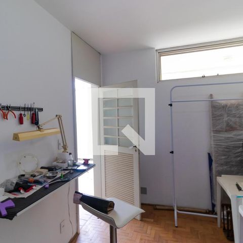 Casa para alugar com 628m², 5 quartos e 7 vagas Casa para alugar com 628m², 5 quartos e 7 vagasQuarto de Serviço 01
