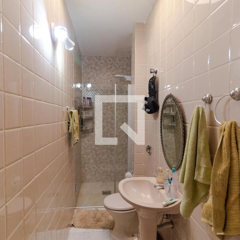 Casa para alugar com 628m², 5 quartos e 7 vagas Casa para alugar com 628m², 5 quartos e 7 vagasBanheiro (Edícula)