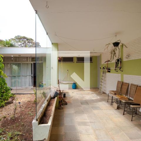 Casa para alugar com 628m², 5 quartos e 7 vagas Casa para alugar com 628m², 5 quartos e 7 vagasvaranda
