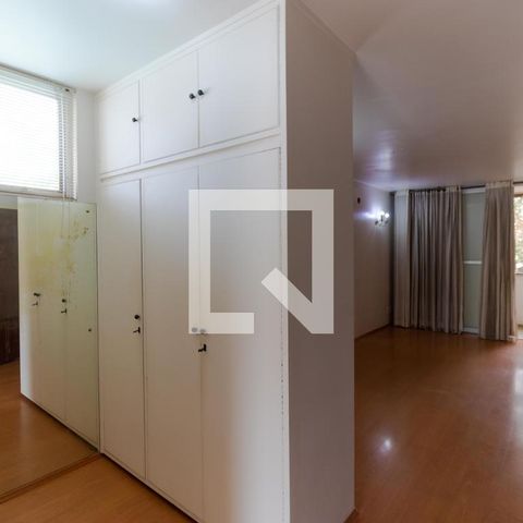 Casa para alugar com 628m², 5 quartos e 7 vagas Casa para alugar com 628m², 5 quartos e 7 vagasSuíte 02