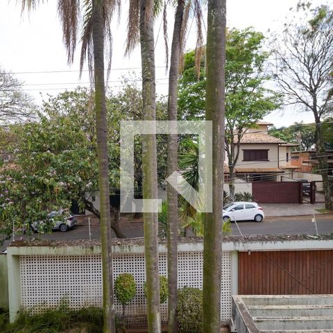 Casa para alugar com 628m², 5 quartos e 7 vagas Casa para alugar com 628m², 5 quartos e 7 vagasVista da Sacada do Quarto 01