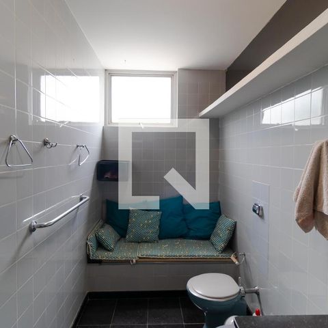 Casa para alugar com 628m², 5 quartos e 7 vagas Casa para alugar com 628m², 5 quartos e 7 vagasBanheiro da Suíte 01