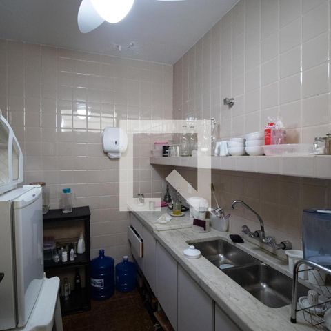 Casa para alugar com 628m², 5 quartos e 7 vagas Casa para alugar com 628m², 5 quartos e 7 vagasCozinha(Edícula)