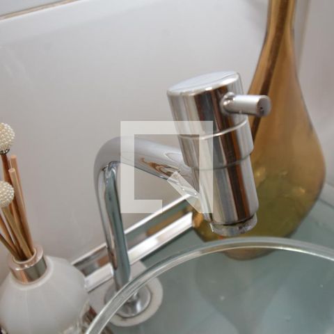 Apartamento à venda com 75m², 3 quartos e 1 vagaBanheiro - Torneira