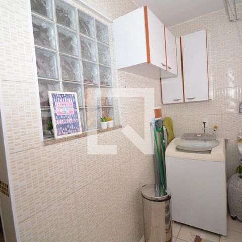 Apartamento à venda com 75m², 3 quartos e 1 vagaÁrea de Serviço