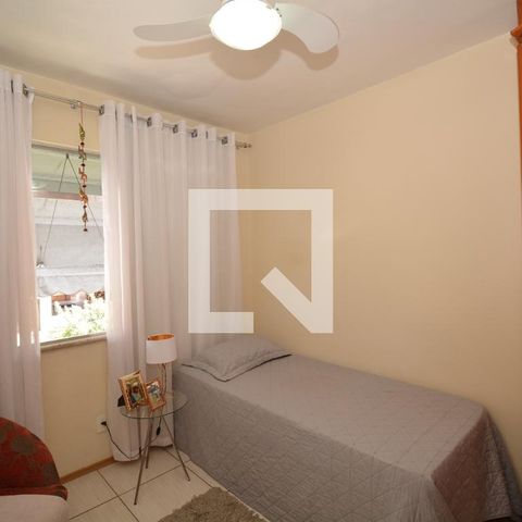 Apartamento à venda com 75m², 3 quartos e 1 vagaQuarto 2