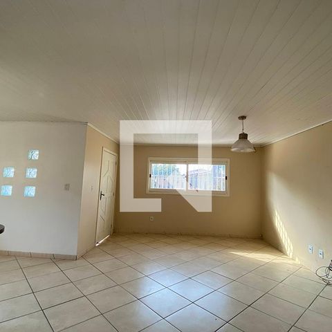 Casa à venda com 90m², 2 quartos e 3 vagasSala