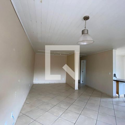 Casa à venda com 90m², 2 quartos e 3 vagasSala