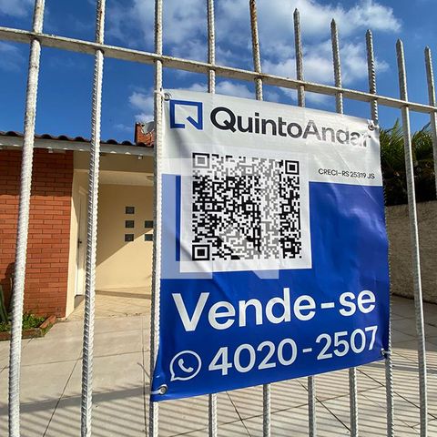 Casa à venda com 90m², 2 quartos e 3 vagasFachada