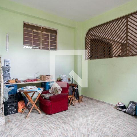 Casa à venda com 90m², 2 quartos e 2 vagasGaragem