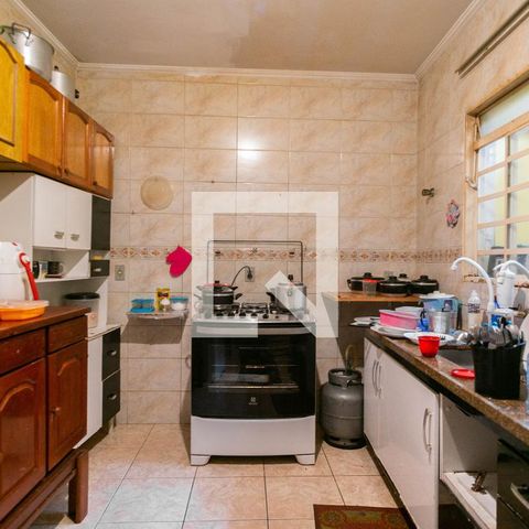 Casa à venda com 90m², 2 quartos e 2 vagasCozinha