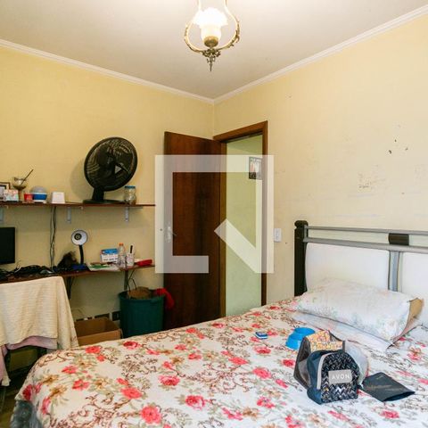 Casa à venda com 90m², 2 quartos e 2 vagasSuíte