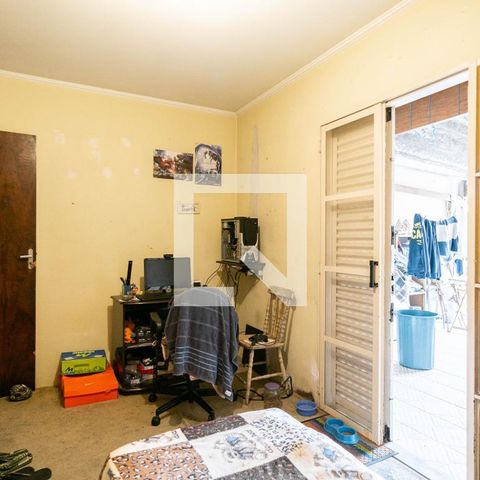 Casa à venda com 90m², 2 quartos e 2 vagasQuarto 