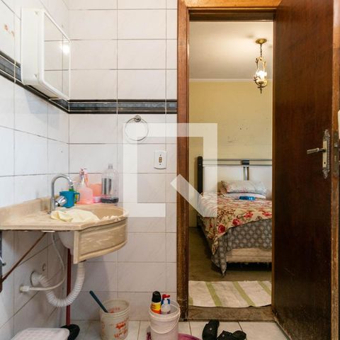 Casa à venda com 90m², 2 quartos e 2 vagasBanheiro da Suíte