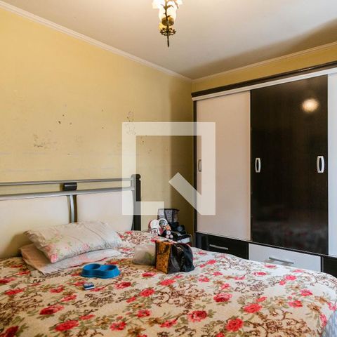 Casa à venda com 90m², 2 quartos e 2 vagasSuíte