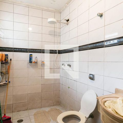 Casa à venda com 90m², 2 quartos e 2 vagasBanheiro da Suíte
