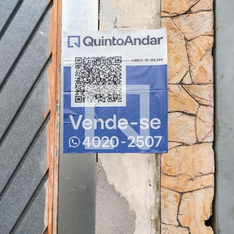 Casa à venda com 90m², 2 quartos e 2 vagasPlaquinha