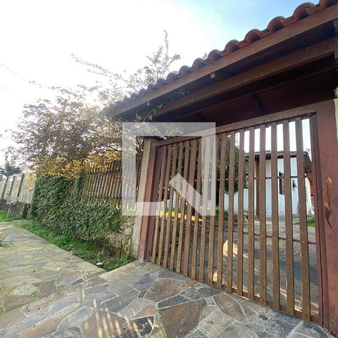 Casa para alugar com 120m², 3 quartos e 2 vagasFachada