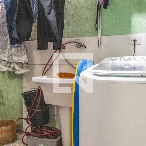 Casa de condomínio à venda com 65m², 2 quartos e 1 vagaÁrea de Serviço