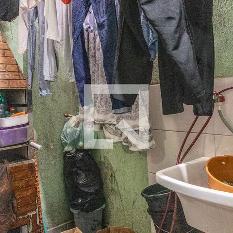 Casa de condomínio à venda com 65m², 2 quartos e 1 vagaÁrea de Serviço