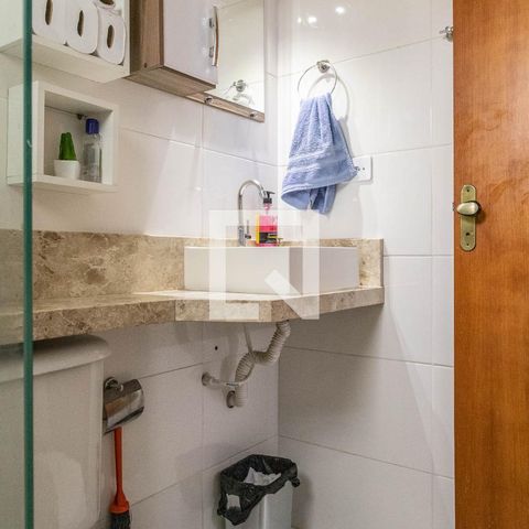 Casa de condomínio à venda com 65m², 2 quartos e 1 vagaBanheiro