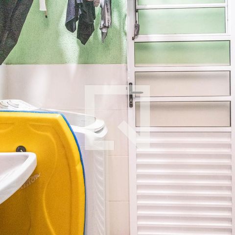 Casa de condomínio à venda com 65m², 2 quartos e 1 vagaÁrea de Serviço