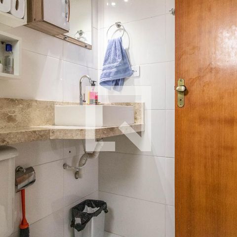 Casa de condomínio à venda com 65m², 2 quartos e 1 vagaBanheiro