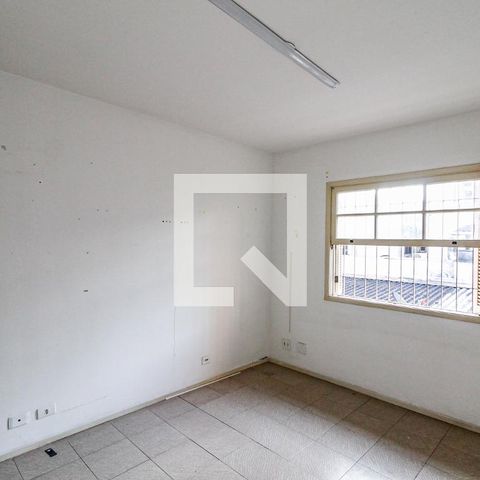 Casa para alugar com 150m², 2 quartos e 2 vagasQuarto 1