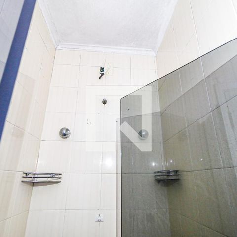 Casa para alugar com 150m², 2 quartos e 2 vagasBanheiro